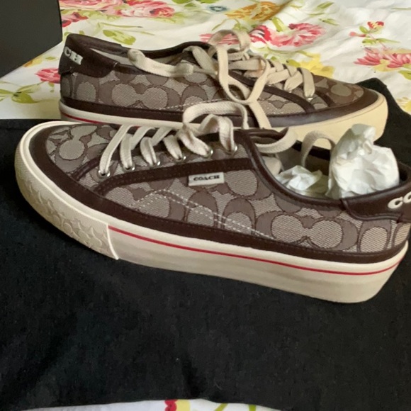 NWT COACH BROWN SNEAKER - Picture 5 of 5